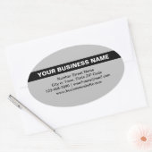 Markierter Firmenname auf der grauen Oval-Aufklebe Ovaler Aufkleber (Umschlag)