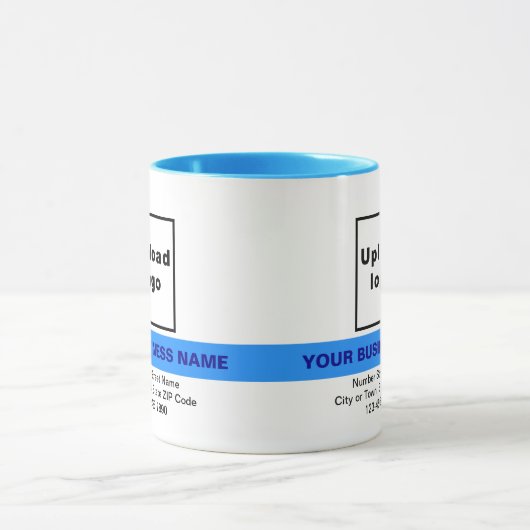 Markierter Firmenname auf der hellblauen Combo-Tas Tasse (Zentrum)