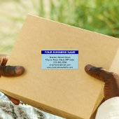 Markierter Firmenname bei leichtem Blue Shipping