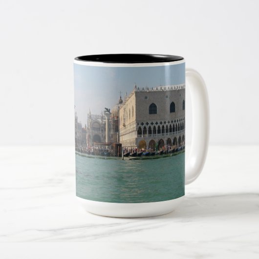 Markusplatz vom Canale Grande Zweifarbige Tasse (VorderseiteRechts)