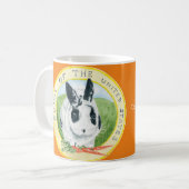 Marlon Bundo Osterorange Tasse (Vorderseite Links)