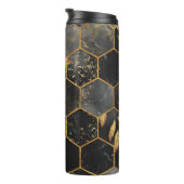 Marmor Hexagon, goldene Blätter Textur. Thermosbecher (Nach rechts gedreht)