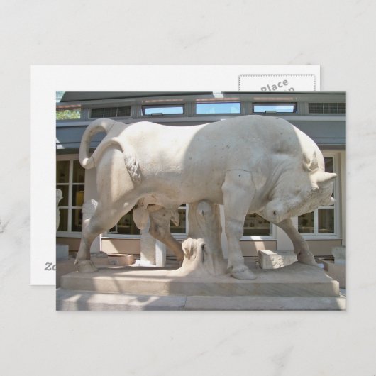 Marmorbull auf einer Postkarte mit hohem Podest (Vorne/Hinten)