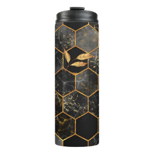Marmorhexagon nahtlose Textur mit goldenen Blätter Thermosbecher