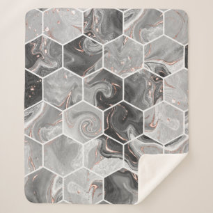 Marmorhexagon nahtlose Textur mit Goldmuster Sherpadecke