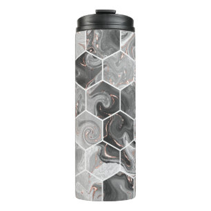 Marmorhexagon nahtlose Textur mit Goldmuster Thermosbecher