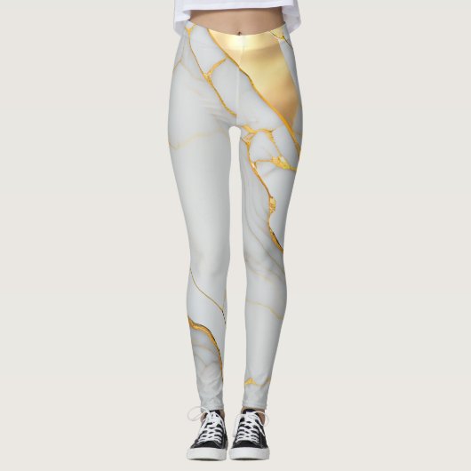 Marmormatte aus weißem und goldfarbenem Foil Leggings (Vorderseite)