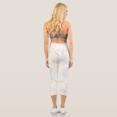Marmormuster aus grauem weißem Gold Capri Leggings (Rückseite)