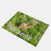 Marmot in den Wildblumen des Berges Rainier Fußmatte (Schrägansicht)