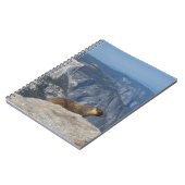 Marmot mit Blick auf den Halbkuppel von der Clouds Notizblock (Linke Seite)