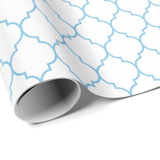 Marokkaner Quatrefoil hellblau auf Weiß Geschenkpapier (Rolleneckpunkt)