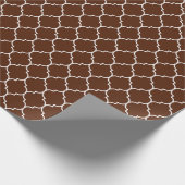 Marokkaner Quatrefoil Weiß auf Brown-Packpapier Geschenkpapier (Ecke)