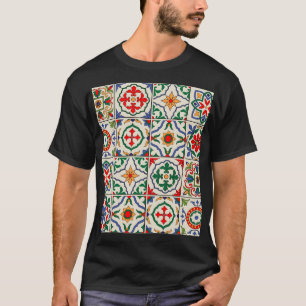Marokkanische Fliesen: Farbige nahtlose Muster. T-Shirt