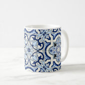 Marokkanische Fliesen: wunderschöne blaue Muster. Kaffeetasse (VorderseiteRechts)