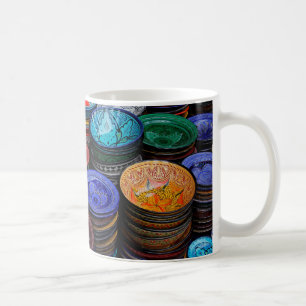 Marokkanische Teller auf dem Markt Kaffeetasse