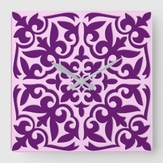 marokkanisches Kachel - lila und orchid Quadratische Wanduhr