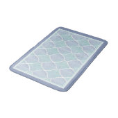 Marokkanisches Laterne Tile Beach Aqua Sea Blue Badematte (Schrägansicht)