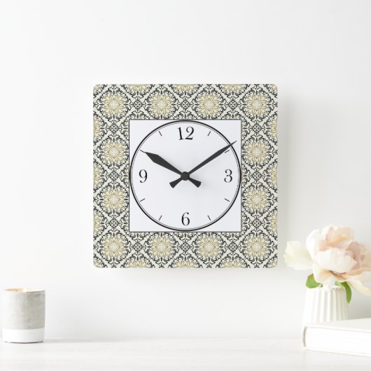 Marokkanisches Muster in Gold, Schwarz und Beige Quadratische Wanduhr (Zuhause)