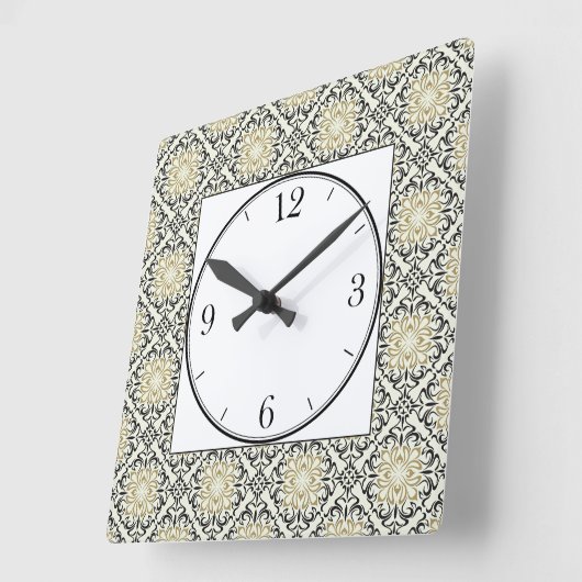 Marokkanisches Muster in Gold, Schwarz und Beige Quadratische Wanduhr (Winkel)