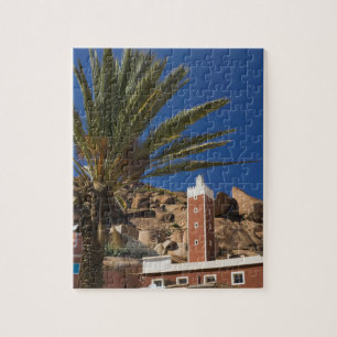 MAROKKO, Anti Atlas, Gebiet TAFRAOUTE: ADAI, Rot Puzzle