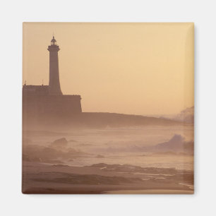 Marokko, Rabat, Leuchtturm bei Sonnenuntergang mit Magnet
