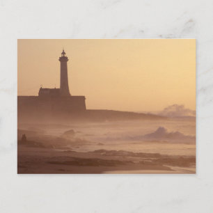 Marokko, Rabat, Leuchtturm bei Sonnenuntergang mit Postkarte