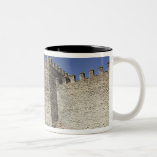 MAROKKO, südlich des Hohen Atlas, OUARZAZATE: Zweifarbige Tasse