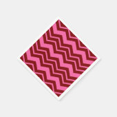 Marone Rot Pink Chevron Zickzack-Muster Serviette (Ecke)