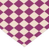 Maroon and beige checkerboard pattern kurzer tischläufer (Ecke)