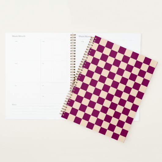 Maroon and beige checkerboard pattern planer (Anzeige)