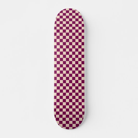 Maroon and beige checkerboard pattern skateboard (Vorne)