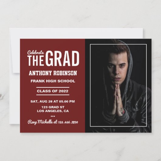 Maroon and White Graduation Party Einladung (Vorderseite)