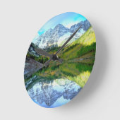 Maroon Bells reflektiert Maroon Lake Runde Wanduhr (Winkel)