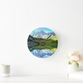 Maroon Bells reflektiert Maroon Lake Runde Wanduhr (Zuhause)