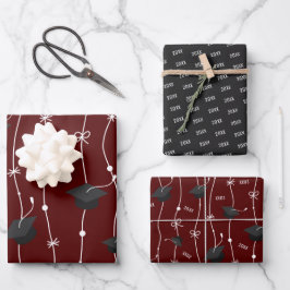 Maroon & Black Graduation Cap Toss Wrapping Paper Geschenkpapier Set