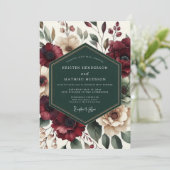 Maroon Bloom Romantische Hochzeit Einladung (Stehend Vorderseite)