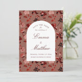 Maroon Boho Botanical Romance QR Save The Date (Stehend Vorderseite)