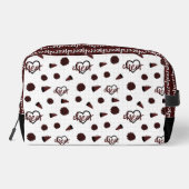 Maroon Cheer Hearts, Pom Poms, Megaphone Muster Waschbeutel (Rückseite)