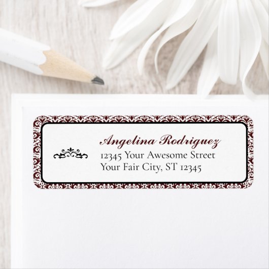 Maroon Damask Pattern Abschluss (Insitu)