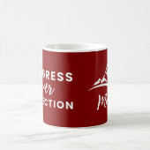 Maroon des personalisierten Fortschritts über den  Kaffeetasse (Mittel)