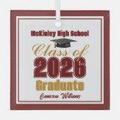 Maroon Gold Class of 2026 Graduation Christmas Ornament Aus Glas (Vorderseite)