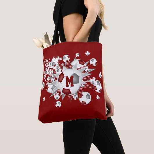 Maroon graue Fußballbälle Stars mit Monogramm Tasche (Von Nahem)