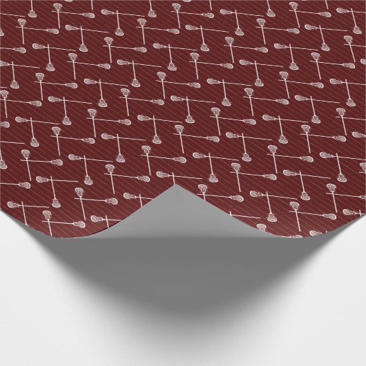 Maroon Lacrosse White Sticks Gemustert Geschenkpapier (Ecke)
