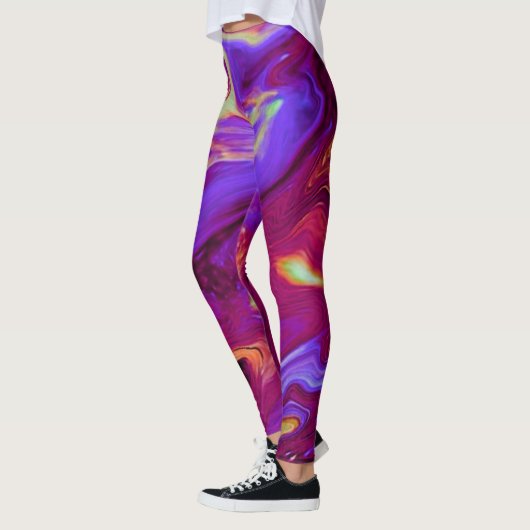 Maroon-Leggings und Lila Fun Workout Leggings (Links)