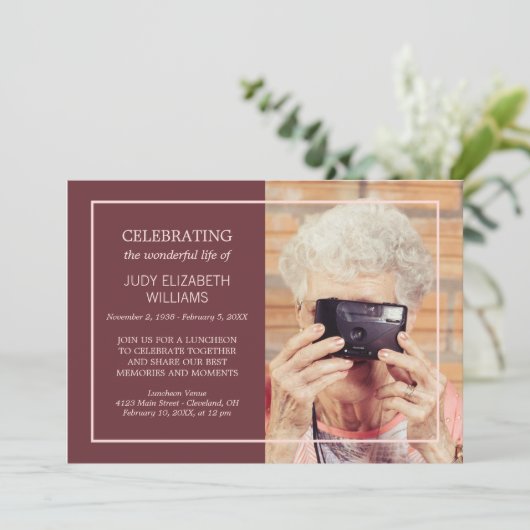 Maroon Minimal Celebrating Life | Benutzerdefinier Einladung (Stehend Vorderseite)