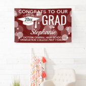 Maroon Modern Bubbles Glückwunschs Grad Abschluss Banner (Insitu)