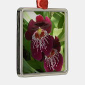 Maroon Orchids II Elegante Silbernes Ornament (Rechts)