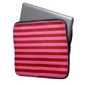 Maroon Red Pink Stripes Design Laptopschutzhülle (Vorderseite Links)