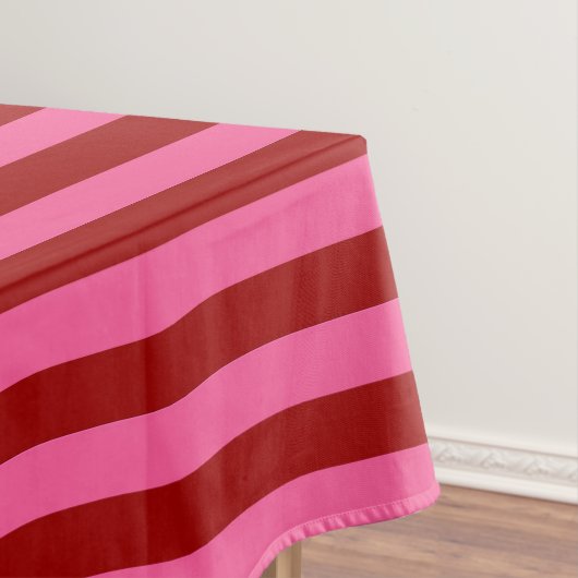 Maroon Red Pink Stripes Design Tischdecke (Beispiel)