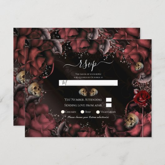 Maroon Red Rust Rose & Skulls Wedding RSVP Einladung (Vorne/Hinten)